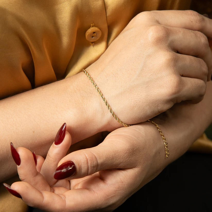 Pulsera Lazo | Oro Laminado de 18K + Caja de Regalo Gratis ✨