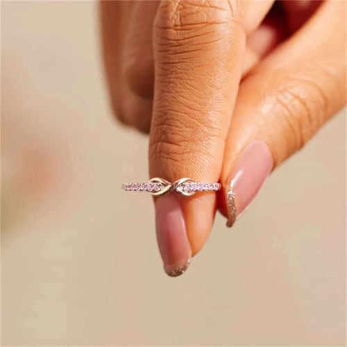 Anillo Infinito | Baño en Oro Blanco + Estuche Premium Gratis✨