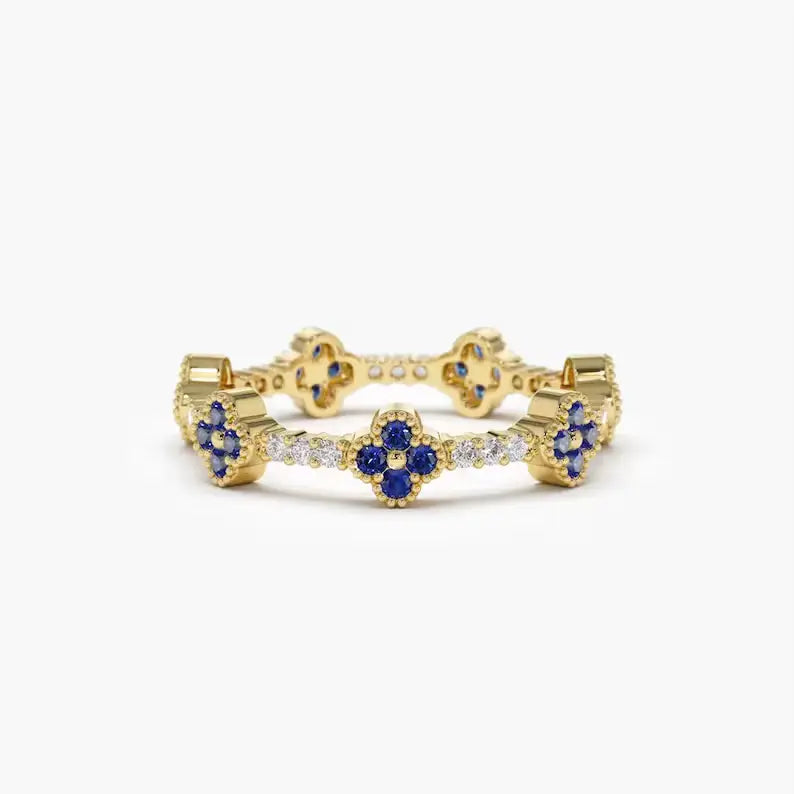 Anillo de Tréboles Eternos | Hecho en Plata + Baño de Oro 14K ✨