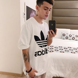 <em>Esteban Rojas</em>